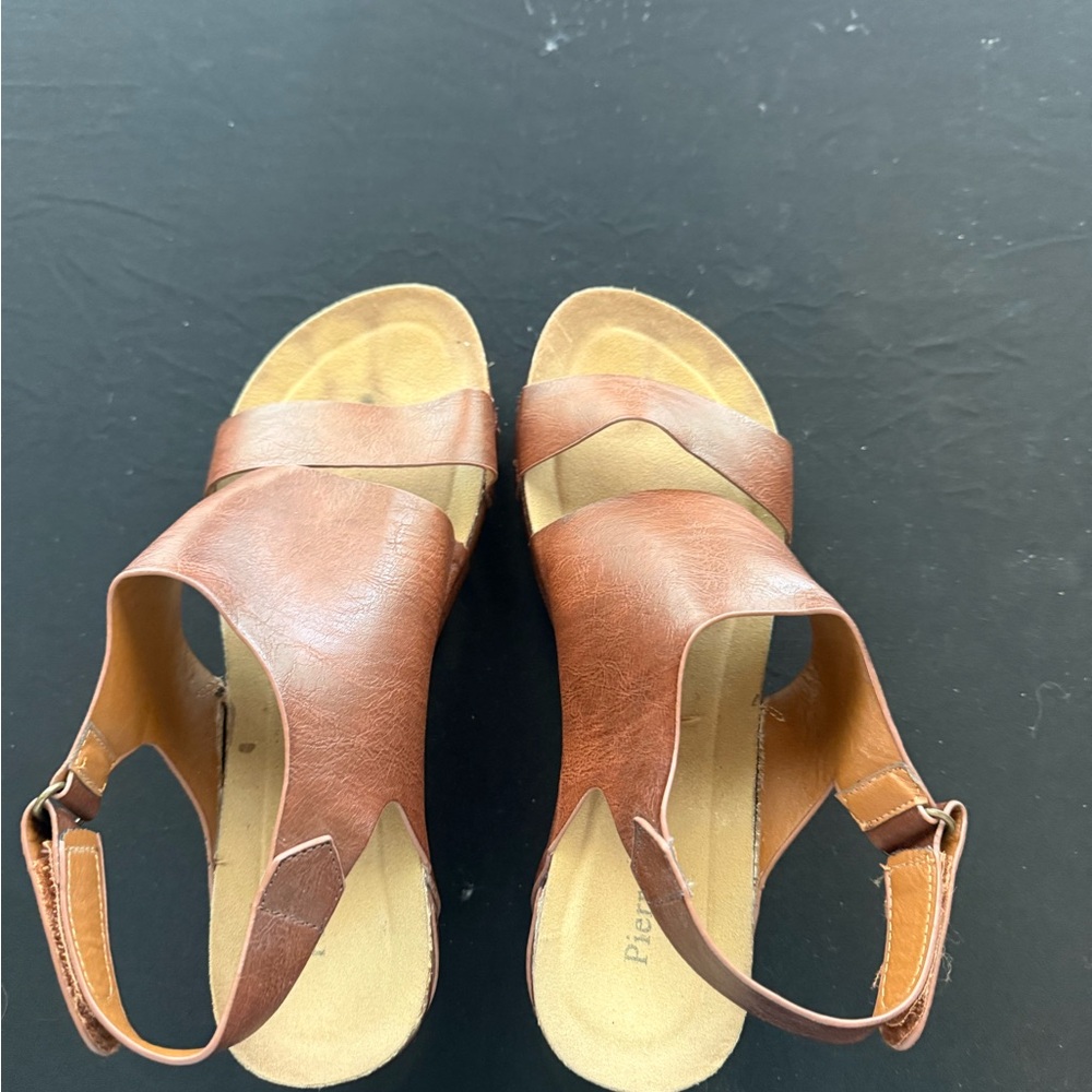 Pierre Dumas Tan Leather Sandals